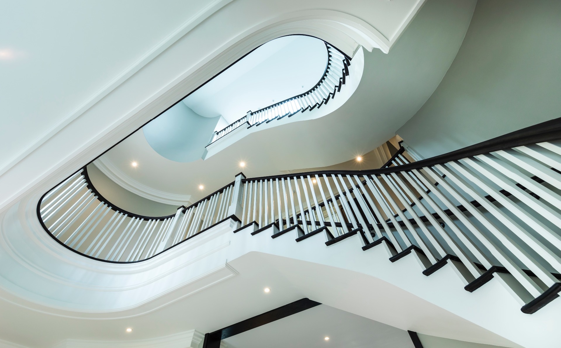 Furze Field, Oxshott - Luxury Precast Concrete Curved Stairs